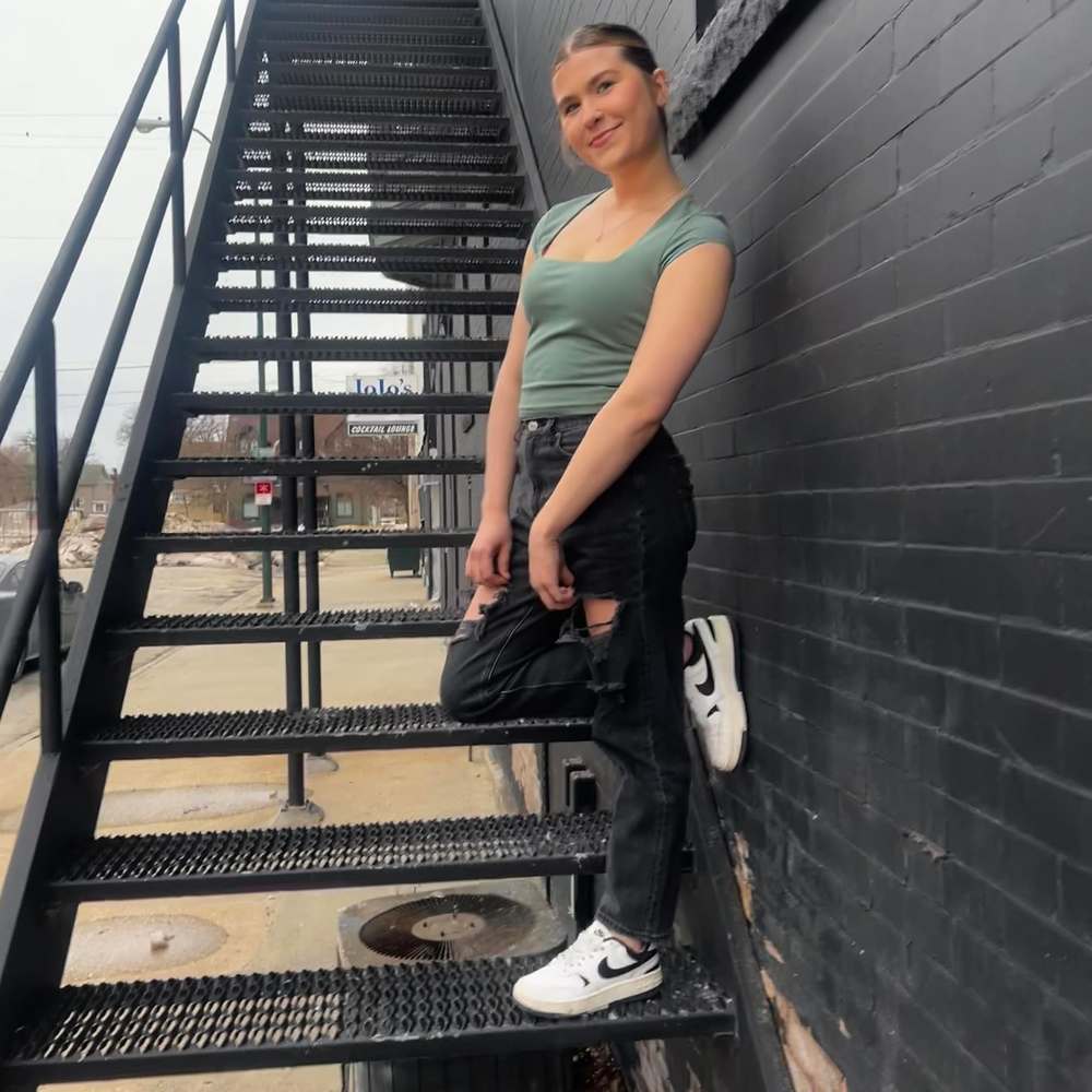 Meet your Posher, Lexi